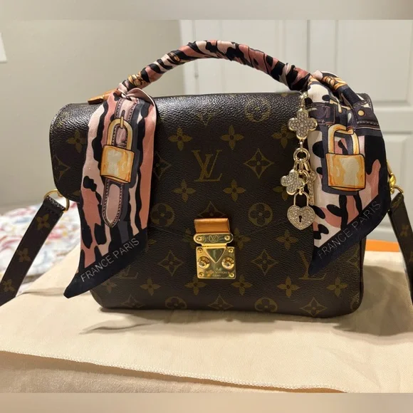 LOUIS VUITTON MONOGRAM POCHETTE METIS SATCHEL CROSSBODY BAG - Picture 13 of 13